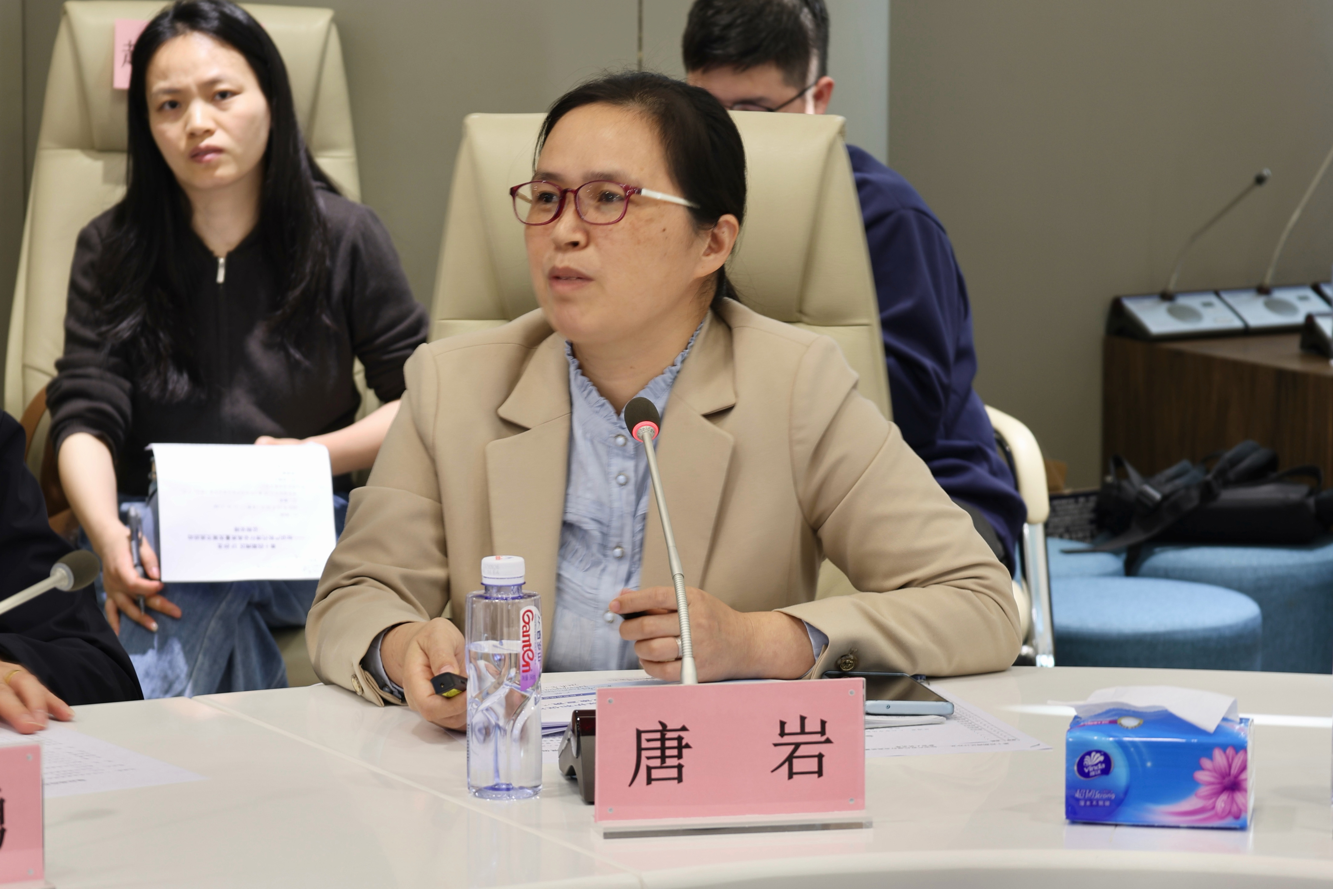 唐巖.jpg 唐巖.jpg